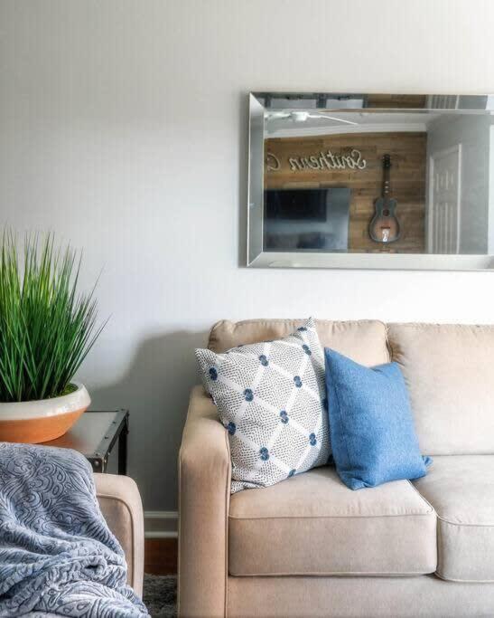 Walk To Broadway Charming Modern Historic Townhome 내슈빌 외부 사진