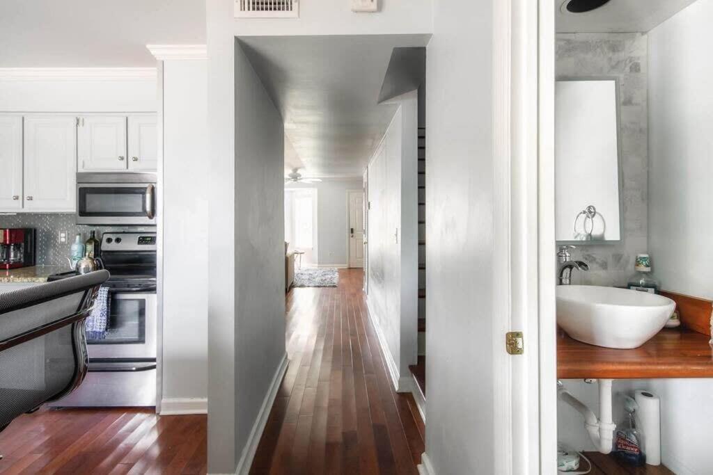 Walk To Broadway Charming Modern Historic Townhome 내슈빌 외부 사진